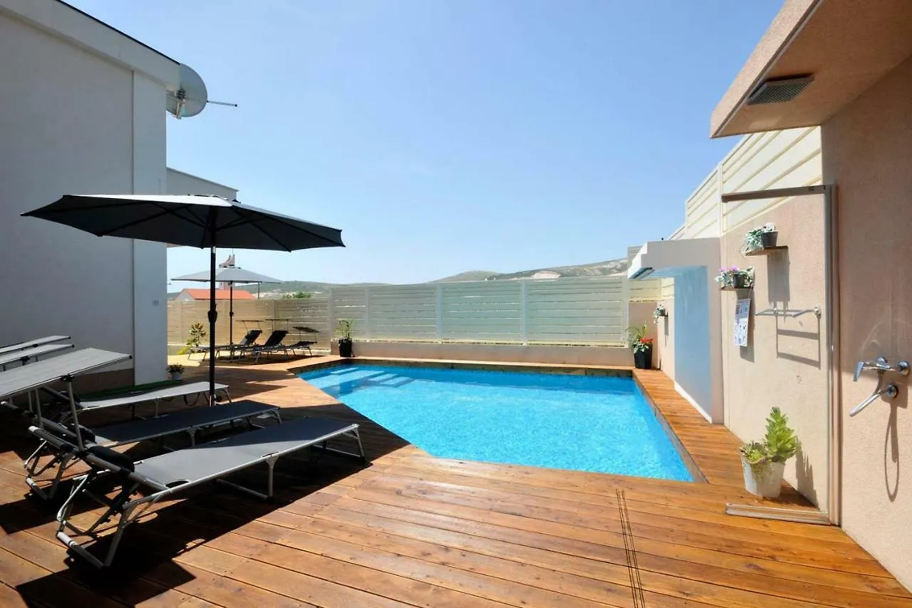 Apartmani Nikola 3 Trogir 0*,  Kroatien