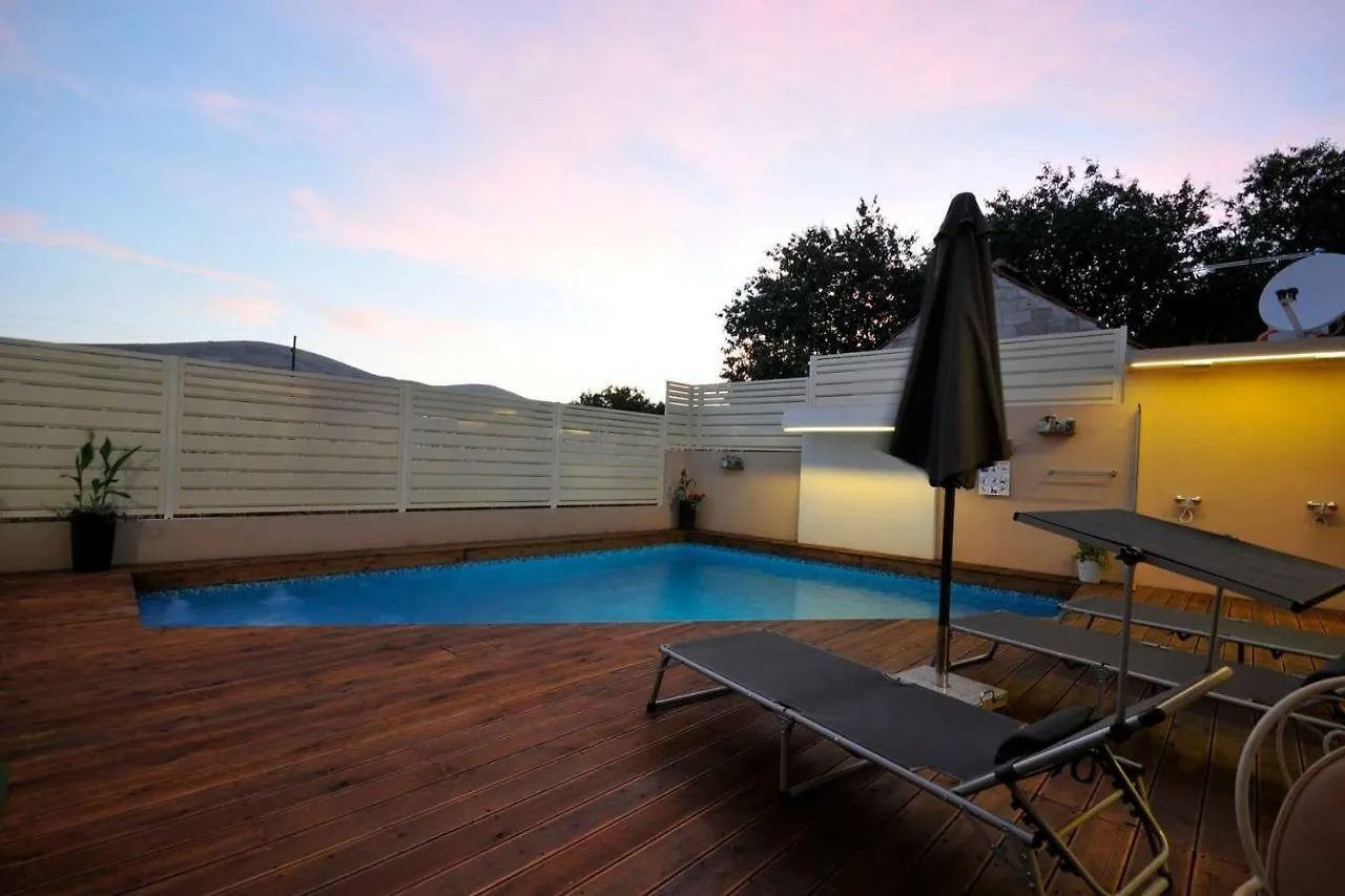 Apartment Apartmani Nikola 3 Trogir Croatia