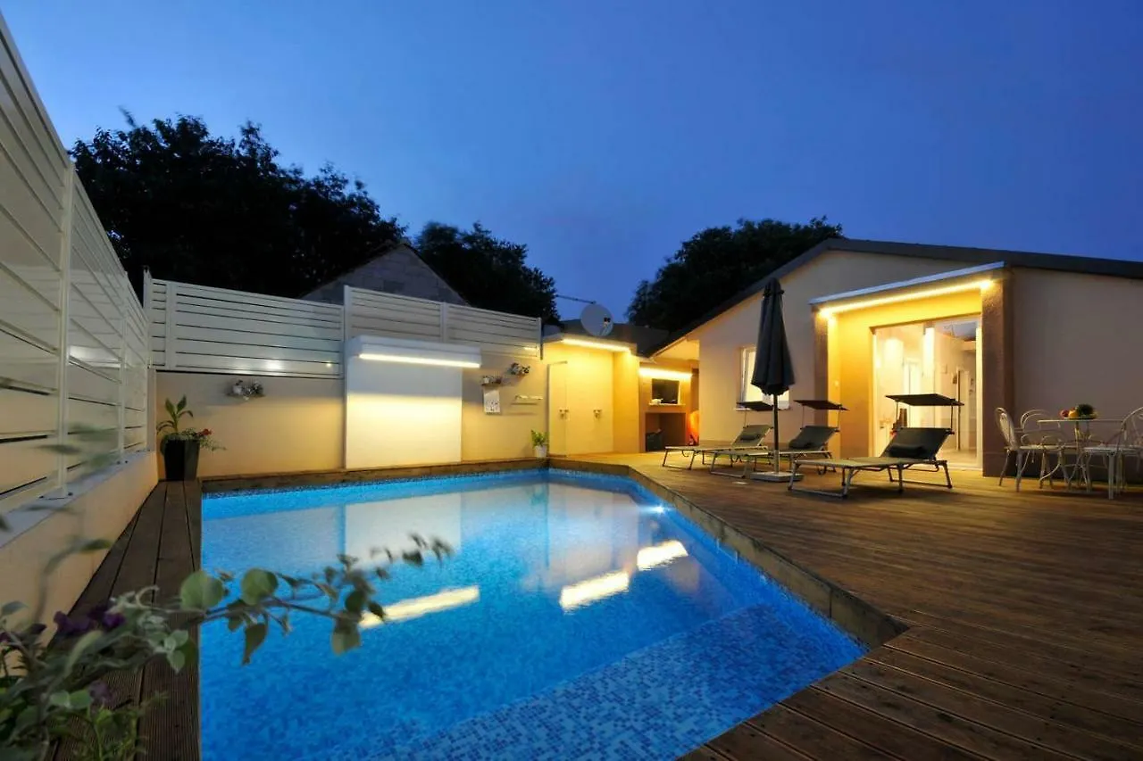 Apartmani Nikola 3 Trogir